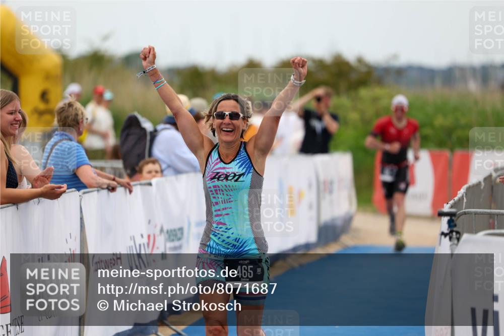 22.06.2025 - Viking Triathlon Michael Strokosch http://msf.ph/oto/8071687 22.06.2025 15:45:05 Ziel 465, 511 meine-sportfotos.de