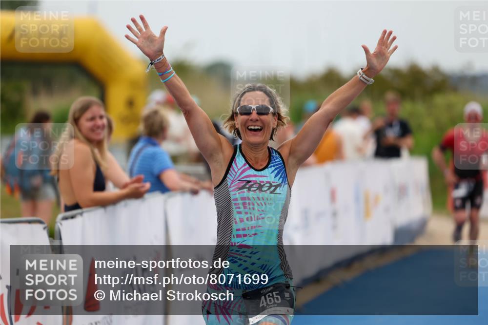 22.06.2025 - Viking Triathlon Michael Strokosch http://msf.ph/oto/8071699 22.06.2025 15:45:06 Ziel 465, 511 meine-sportfotos.de