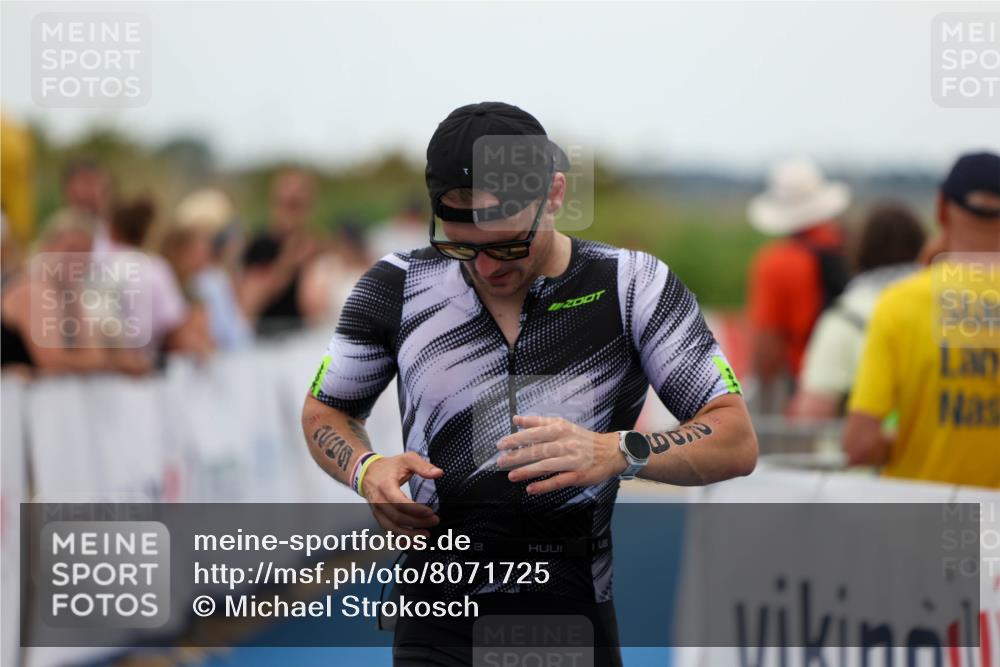 22.06.2025 - Viking Triathlon Michael Strokosch http://msf.ph/oto/8071725 22.06.2025 15:31:07 Ziel 269 meine-sportfotos.de