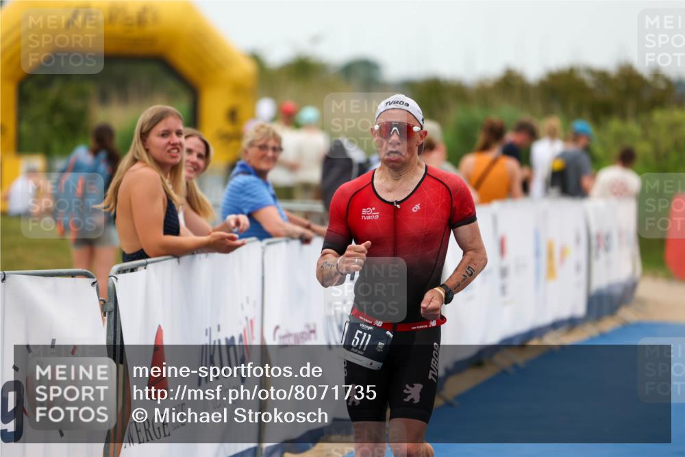 22.06.2025 - Viking Triathlon Michael Strokosch http://msf.ph/oto/8071735 22.06.2025 15:45:10 Ziel 465, 511 meine-sportfotos.de