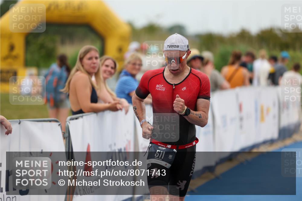 22.06.2025 - Viking Triathlon Michael Strokosch http://msf.ph/oto/8071743 22.06.2025 15:45:10 Ziel 465, 511 meine-sportfotos.de