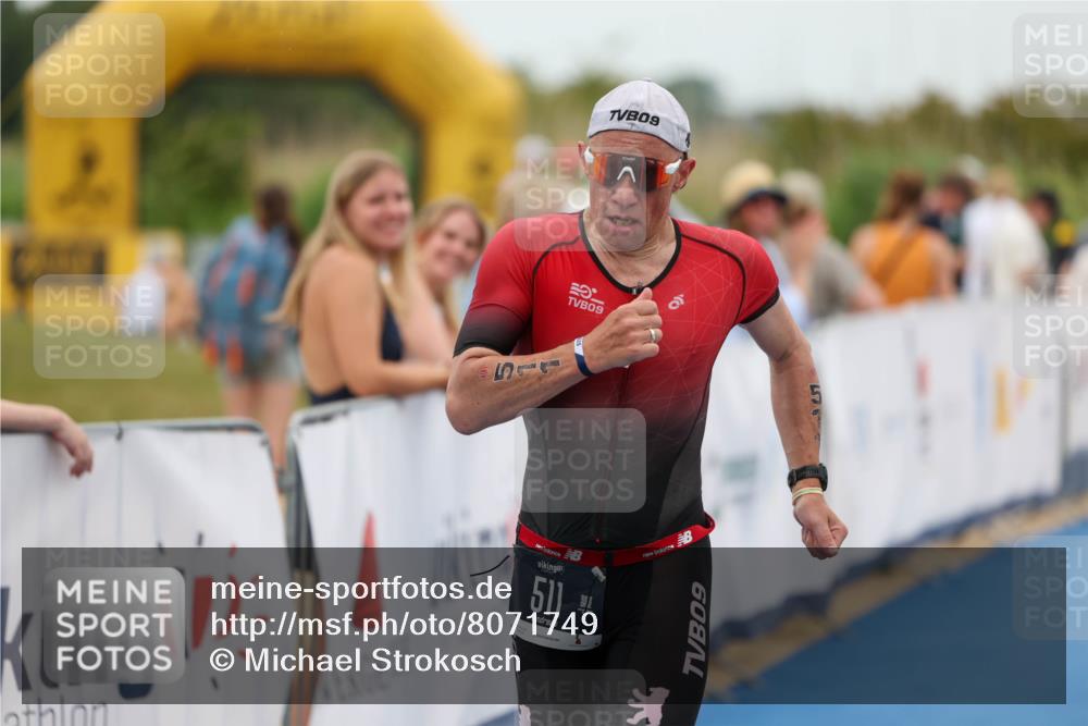 22.06.2025 - Viking Triathlon Michael Strokosch http://msf.ph/oto/8071749 22.06.2025 15:45:11 Ziel 465, 511 meine-sportfotos.de