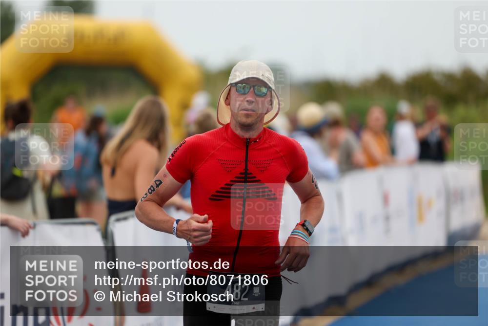 22.06.2025 - Viking Triathlon Michael Strokosch http://msf.ph/oto/8071806 22.06.2025 15:45:45 Ziel 115, 482 meine-sportfotos.de