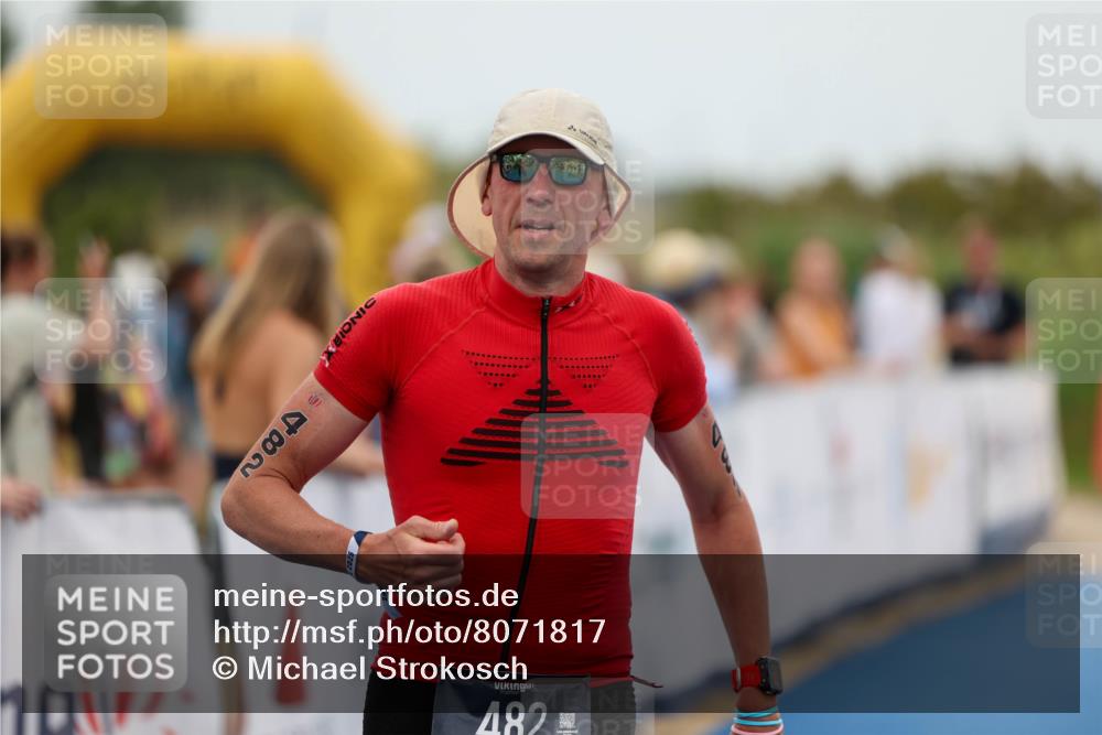 22.06.2025 - Viking Triathlon Michael Strokosch http://msf.ph/oto/8071817 22.06.2025 15:45:46 Ziel 115, 482 meine-sportfotos.de