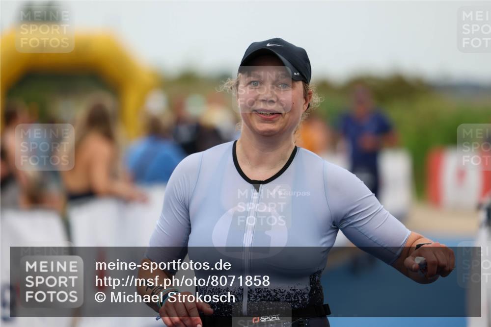 22.06.2025 - Viking Triathlon Michael Strokosch http://msf.ph/oto/8071858 22.06.2025 15:45:52 Ziel 115, 449 meine-sportfotos.de
