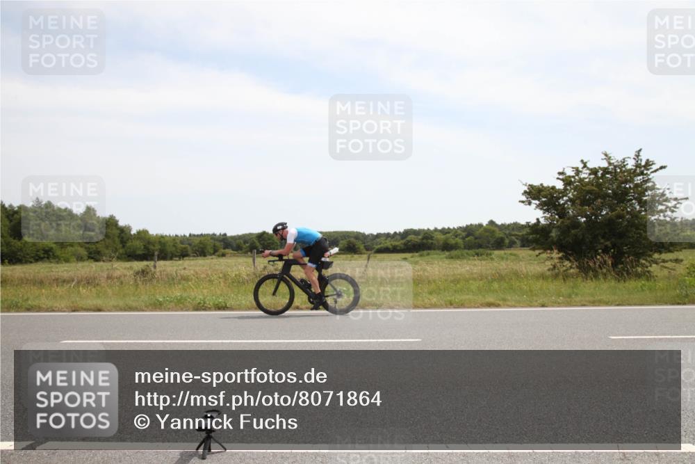 22.06.2025 - Viking Triathlon Yannick Fuchs http://msf.ph/oto/8071864 22.06.2025 12:30:41 Radfahren 51, 389, 529 meine-sportfotos.de