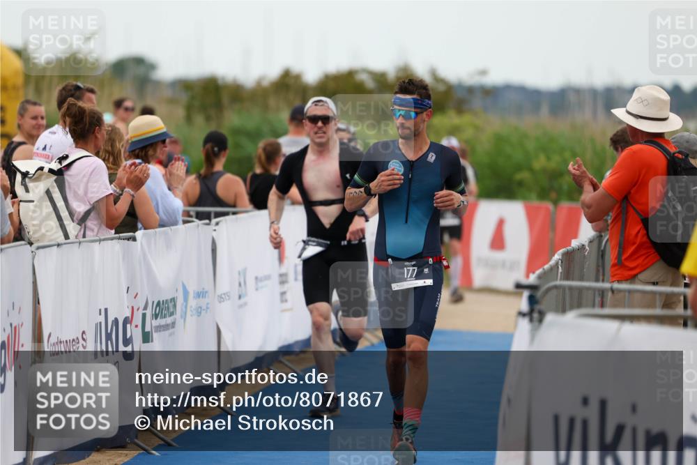 22.06.2025 - Viking Triathlon Michael Strokosch http://msf.ph/oto/8071867 22.06.2025 15:32:25 Ziel 177, 297 meine-sportfotos.de