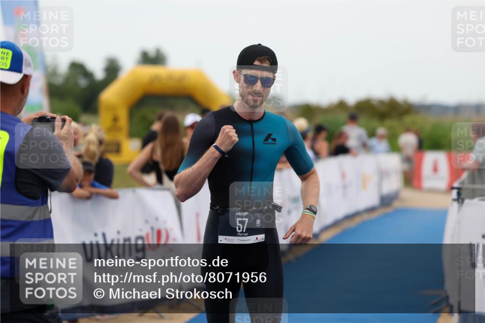 22.06.2025 - Viking Triathlon Michael Strokosch http://msf.ph/oto/8071956 22.06.2025 15:33:52 Ziel 57 meine-sportfotos.de