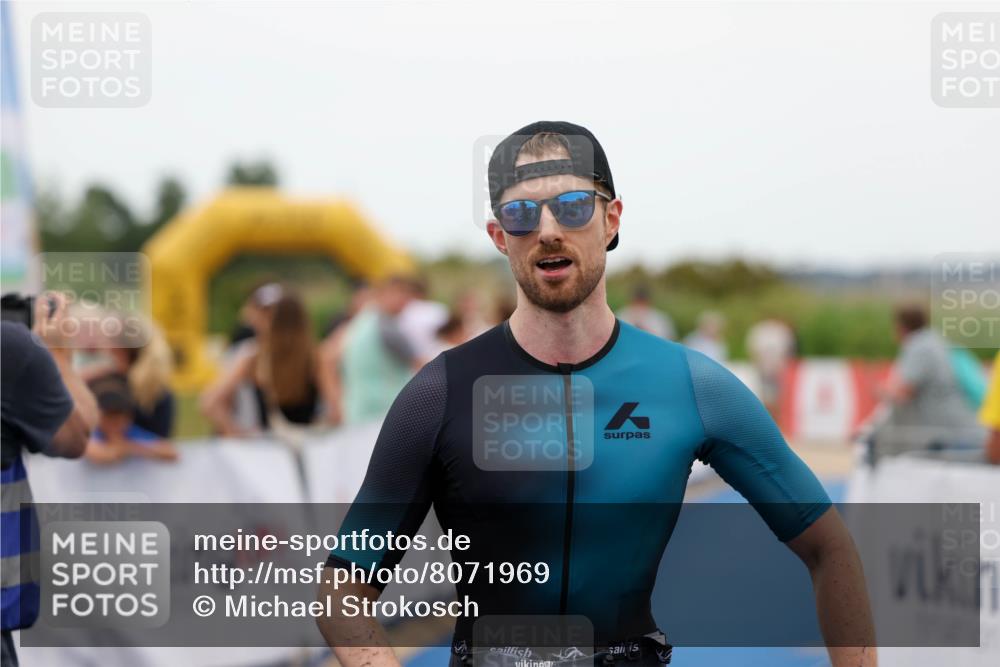 22.06.2025 - Viking Triathlon Michael Strokosch http://msf.ph/oto/8071969 22.06.2025 15:33:53 Ziel 57 meine-sportfotos.de