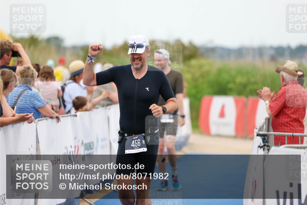 22.06.2025 - Viking Triathlon Michael Strokosch http://msf.ph/oto/8071982 22.06.2025 15:46:46 Ziel 456 meine-sportfotos.de