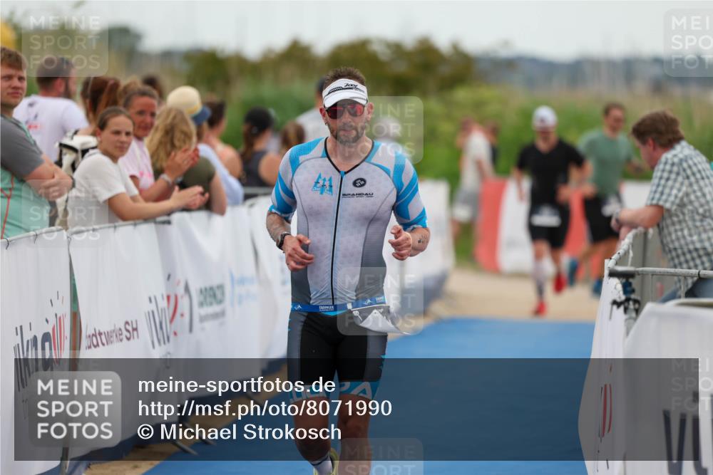 22.06.2025 - Viking Triathlon Michael Strokosch http://msf.ph/oto/8071990 22.06.2025 15:34:15 Ziel 361 meine-sportfotos.de