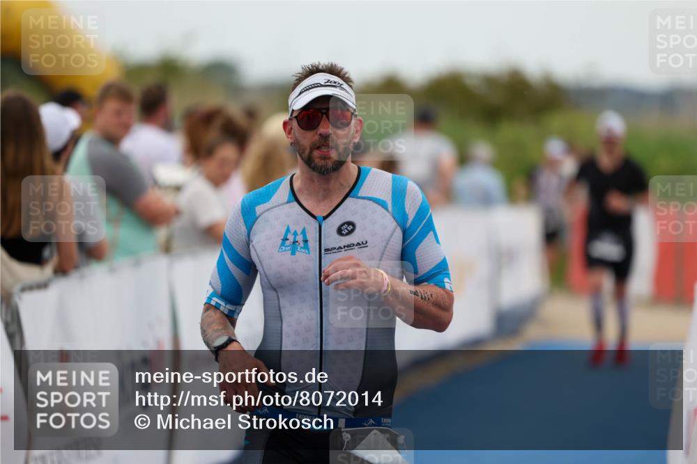 22.06.2025 - Viking Triathlon Michael Strokosch http://msf.ph/oto/8072014 22.06.2025 15:34:17 Ziel 232, 361 meine-sportfotos.de