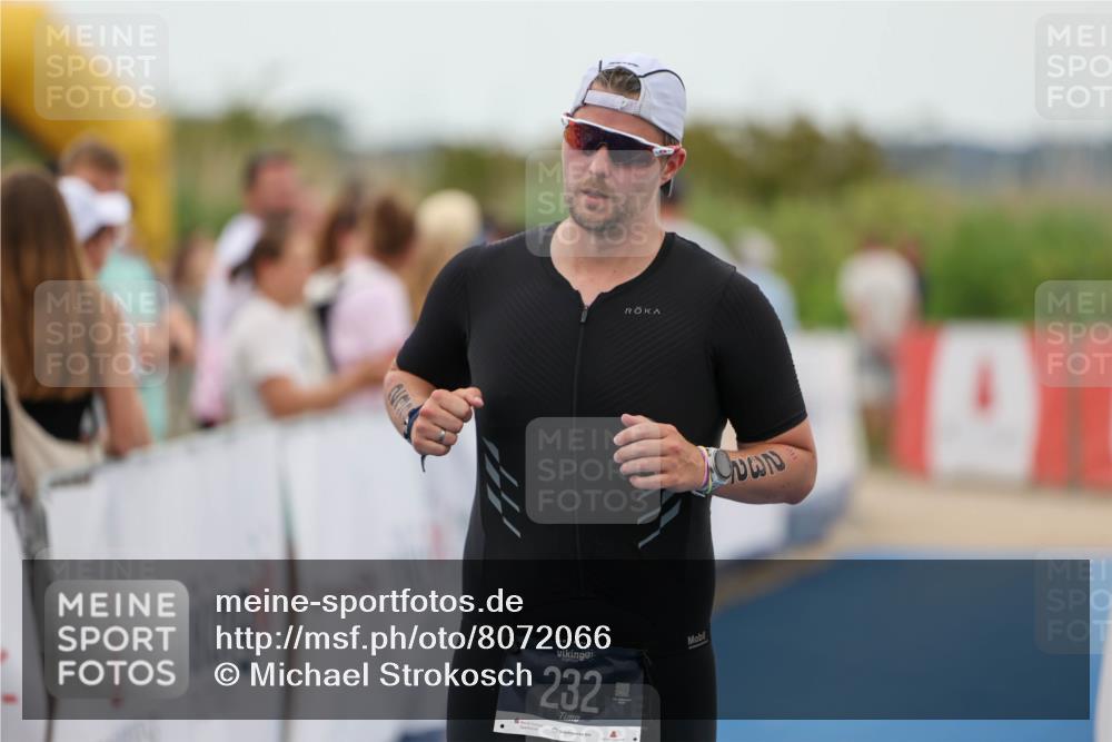 22.06.2025 - Viking Triathlon Michael Strokosch http://msf.ph/oto/8072066 22.06.2025 15:34:24 Ziel 232 meine-sportfotos.de