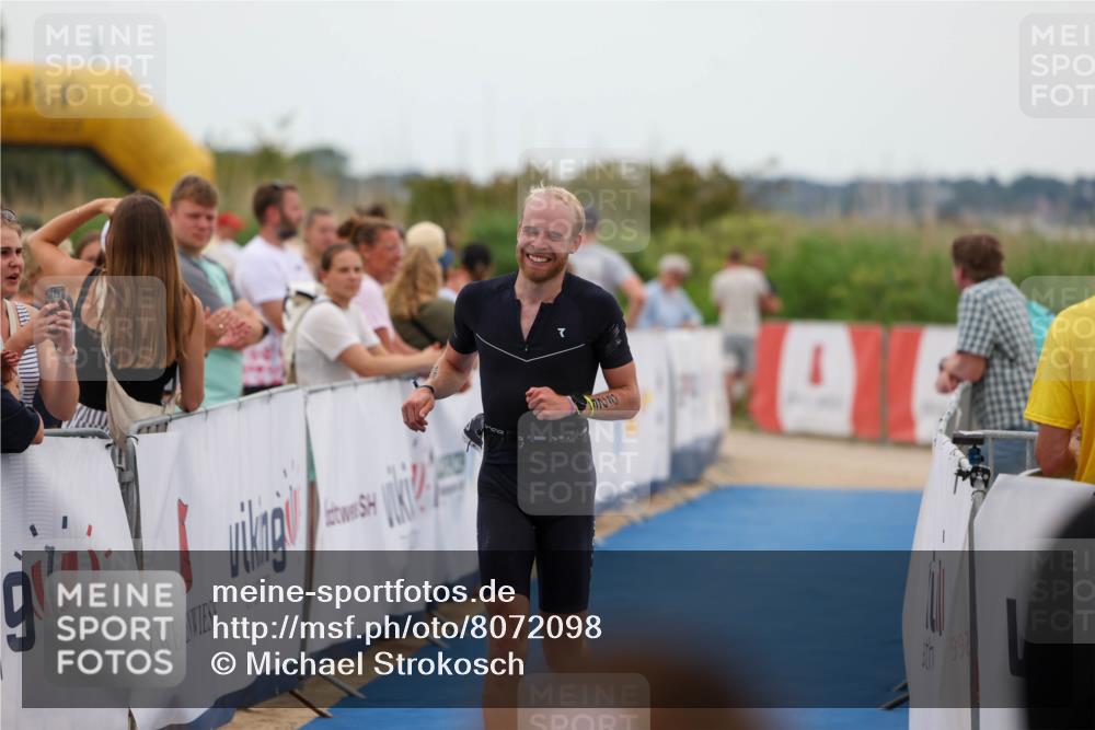 22.06.2025 - Viking Triathlon Michael Strokosch http://msf.ph/oto/8072098 22.06.2025 15:34:34 Ziel 225 meine-sportfotos.de