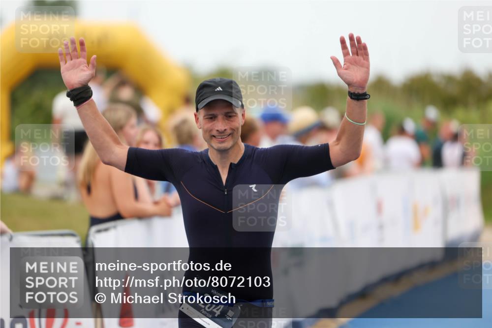 22.06.2025 - Viking Triathlon Michael Strokosch http://msf.ph/oto/8072103 22.06.2025 15:47:23 Ziel 204 meine-sportfotos.de