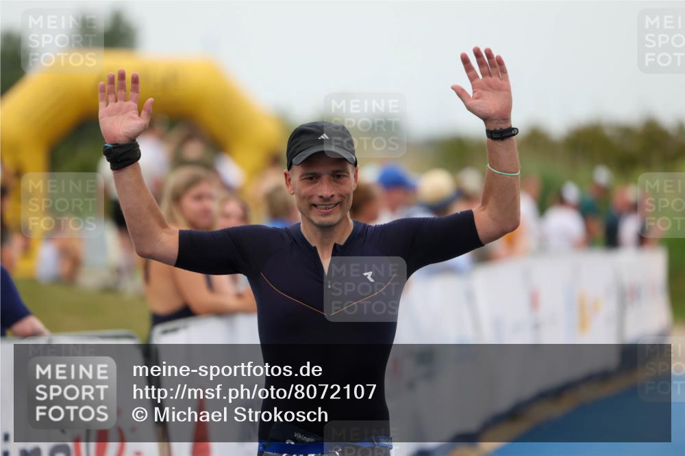 22.06.2025 - Viking Triathlon Michael Strokosch http://msf.ph/oto/8072107 22.06.2025 15:47:24 Ziel 204 meine-sportfotos.de