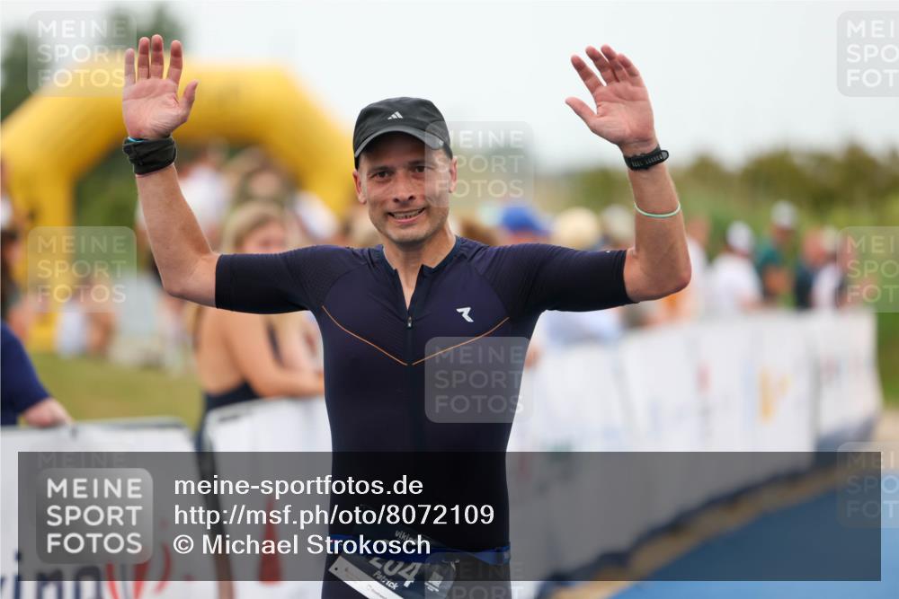 22.06.2025 - Viking Triathlon Michael Strokosch http://msf.ph/oto/8072109 22.06.2025 15:47:24 Ziel 204 meine-sportfotos.de