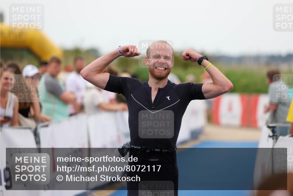 22.06.2025 - Viking Triathlon Michael Strokosch http://msf.ph/oto/8072117 22.06.2025 15:34:35 Ziel 225 meine-sportfotos.de