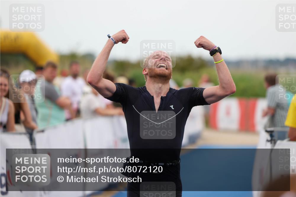 22.06.2025 - Viking Triathlon Michael Strokosch http://msf.ph/oto/8072120 22.06.2025 15:34:35 Ziel 225 meine-sportfotos.de