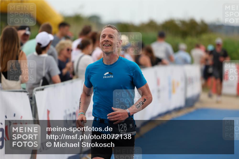 22.06.2025 - Viking Triathlon Michael Strokosch http://msf.ph/oto/8072138 22.06.2025 15:34:55 Ziel 128 meine-sportfotos.de