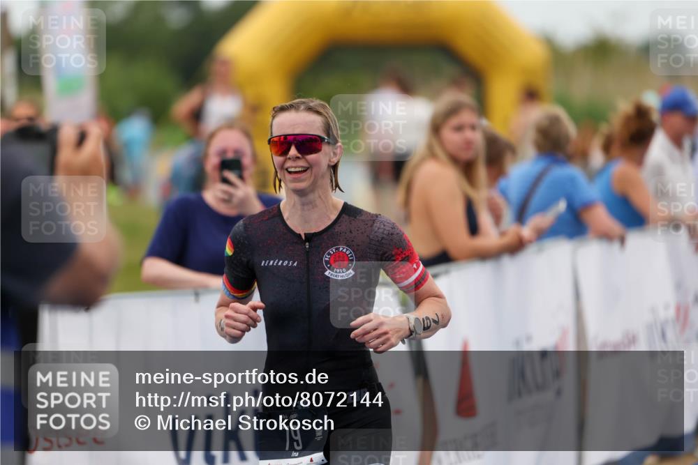 22.06.2025 - Viking Triathlon Michael Strokosch http://msf.ph/oto/8072144 22.06.2025 15:47:31 Ziel 79 meine-sportfotos.de