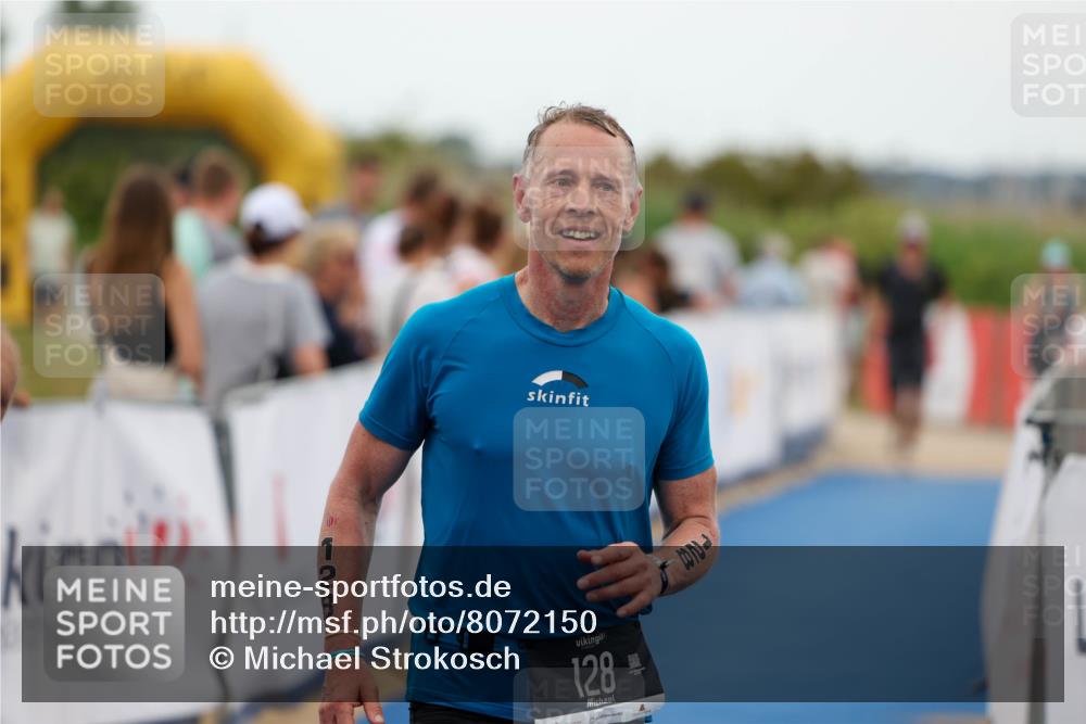 22.06.2025 - Viking Triathlon Michael Strokosch http://msf.ph/oto/8072150 22.06.2025 15:34:57 Ziel 128 meine-sportfotos.de