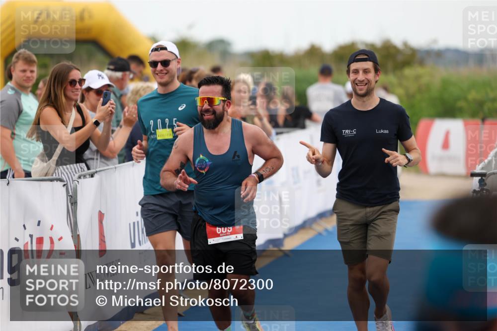 22.06.2025 - Viking Triathlon Michael Strokosch http://msf.ph/oto/8072300 22.06.2025 15:35:32 Ziel 609 meine-sportfotos.de