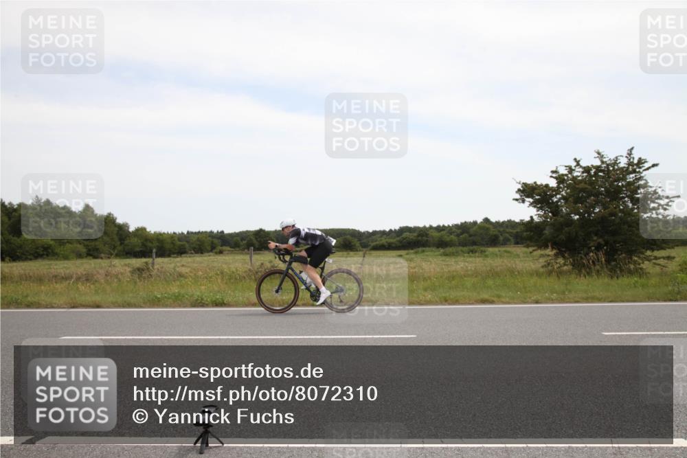 22.06.2025 - Viking Triathlon Yannick Fuchs http://msf.ph/oto/8072310 22.06.2025 12:34:31 Radfahren 142, 269 meine-sportfotos.de