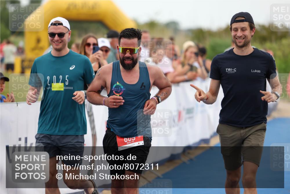 22.06.2025 - Viking Triathlon Michael Strokosch http://msf.ph/oto/8072311 22.06.2025 15:35:33 Ziel 609 meine-sportfotos.de