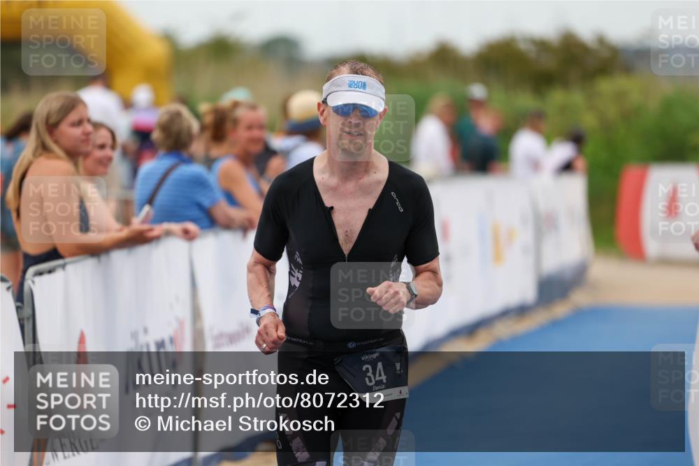 22.06.2025 - Viking Triathlon Michael Strokosch http://msf.ph/oto/8072312 22.06.2025 15:49:54 Ziel 34 meine-sportfotos.de