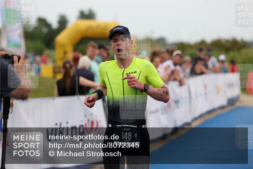 22.06.2025 - Viking Triathlon Michael Strokosch http://msf.ph/oto/8072345 22.06.2025 15:36:49 Ziel 148 meine-sportfotos.de