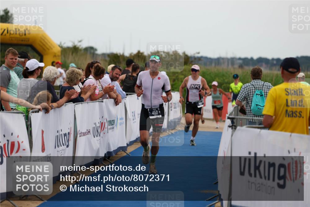 22.06.2025 - Viking Triathlon Michael Strokosch http://msf.ph/oto/8072371 22.06.2025 15:37:02 Ziel 450, 480, 659 meine-sportfotos.de