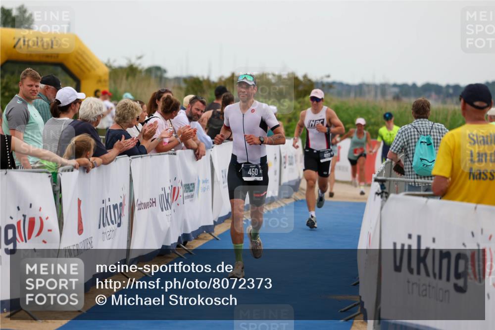 22.06.2025 - Viking Triathlon Michael Strokosch http://msf.ph/oto/8072373 22.06.2025 15:37:02 Ziel 450, 480, 659 meine-sportfotos.de