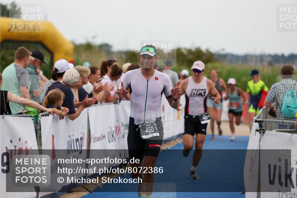 22.06.2025 - Viking Triathlon Michael Strokosch http://msf.ph/oto/8072386 22.06.2025 15:37:03 Ziel 450, 480, 659 meine-sportfotos.de