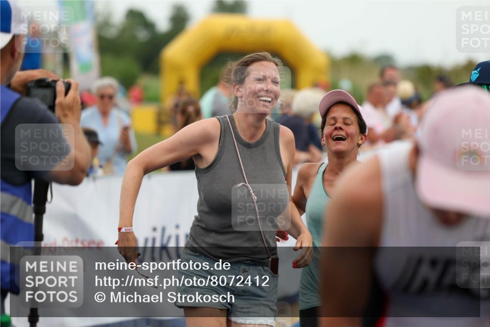 22.06.2025 - Viking Triathlon Michael Strokosch http://msf.ph/oto/8072412 22.06.2025 15:37:09 Ziel 450, 480, 659 meine-sportfotos.de