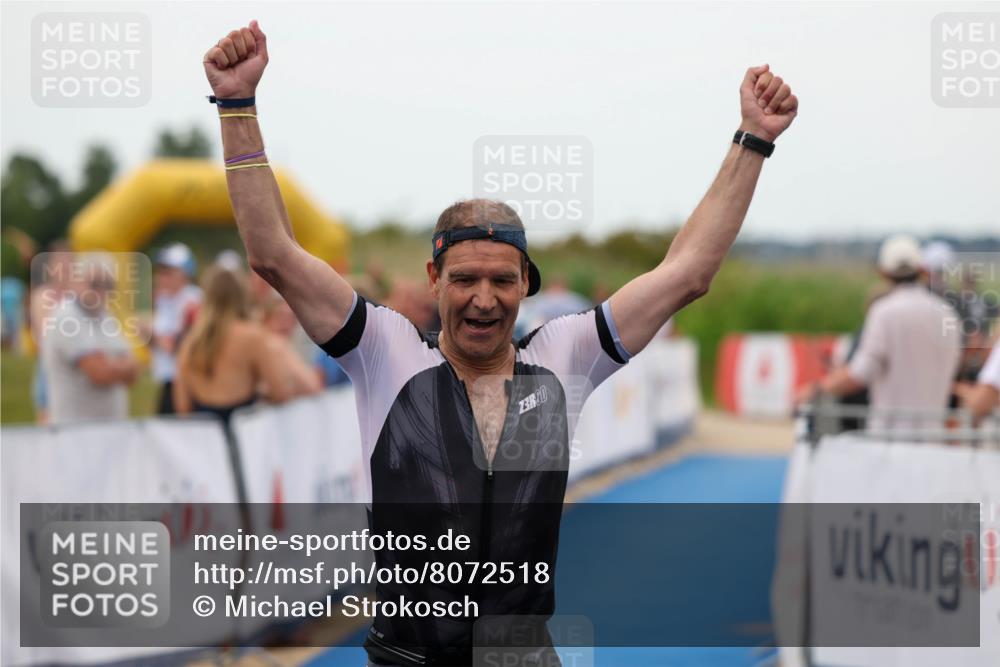 22.06.2025 - Viking Triathlon Michael Strokosch http://msf.ph/oto/8072518 22.06.2025 15:52:53 Ziel 463 meine-sportfotos.de