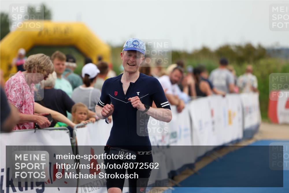 22.06.2025 - Viking Triathlon Michael Strokosch http://msf.ph/oto/8072562 22.06.2025 15:38:58 Ziel 194 meine-sportfotos.de