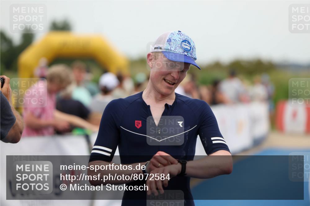 22.06.2025 - Viking Triathlon Michael Strokosch http://msf.ph/oto/8072584 22.06.2025 15:39:00 Ziel 194 meine-sportfotos.de