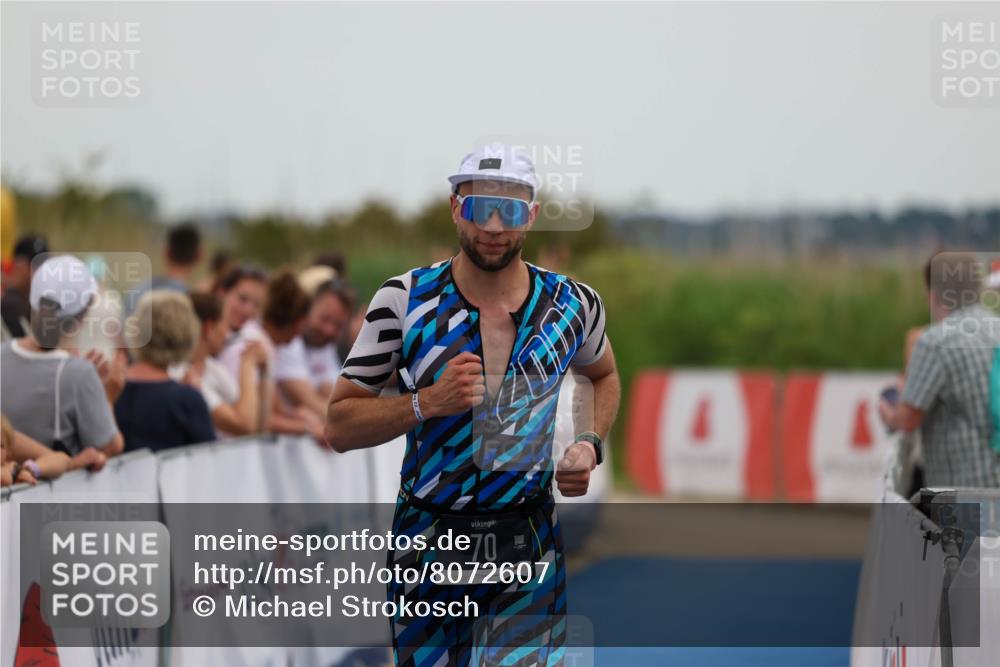 22.06.2025 - Viking Triathlon Michael Strokosch http://msf.ph/oto/8072607 22.06.2025 15:39:10 Ziel 70 meine-sportfotos.de