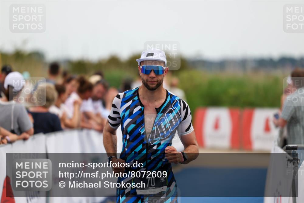 22.06.2025 - Viking Triathlon Michael Strokosch http://msf.ph/oto/8072609 22.06.2025 15:39:10 Ziel 70 meine-sportfotos.de