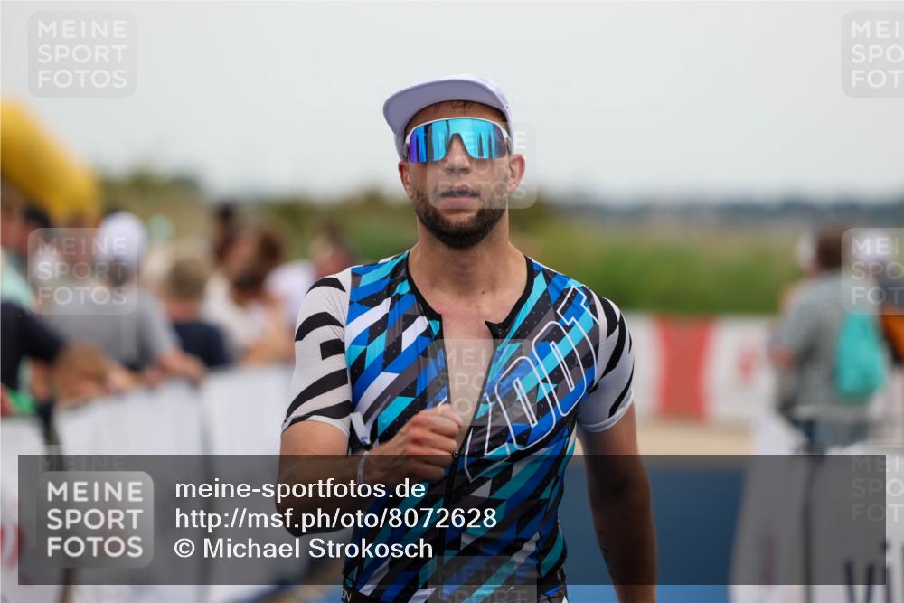 22.06.2025 - Viking Triathlon Michael Strokosch http://msf.ph/oto/8072628 22.06.2025 15:39:12 Ziel 70 meine-sportfotos.de