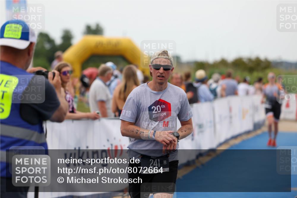 22.06.2025 - Viking Triathlon Michael Strokosch http://msf.ph/oto/8072664 22.06.2025 15:54:20 Ziel 43, 241 meine-sportfotos.de