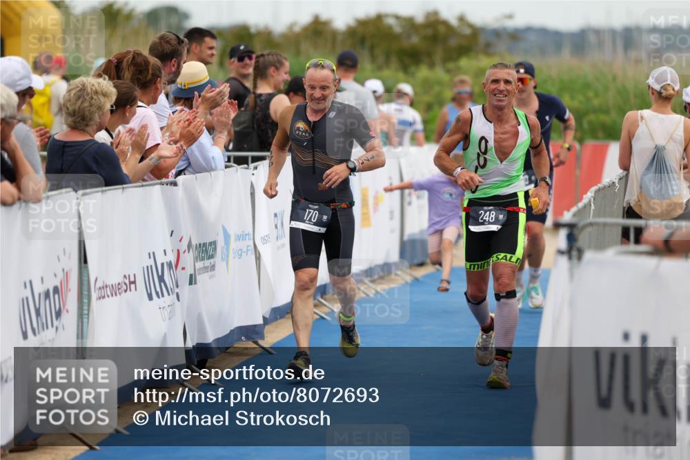 22.06.2025 - Viking Triathlon Michael Strokosch http://msf.ph/oto/8072693 22.06.2025 15:39:58 Ziel 170, 180, 248 meine-sportfotos.de