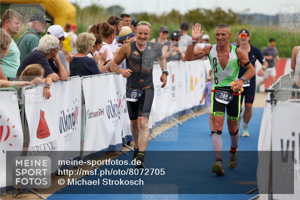 22.06.2025 - Viking Triathlon Michael Strokosch http://msf.ph/oto/8072705 22.06.2025 15:39:59 Ziel 170, 180, 248 meine-sportfotos.de