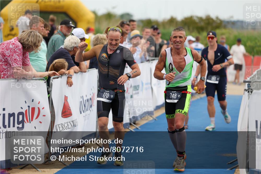 22.06.2025 - Viking Triathlon Michael Strokosch http://msf.ph/oto/8072716 22.06.2025 15:40:00 Ziel 170, 180, 248 meine-sportfotos.de