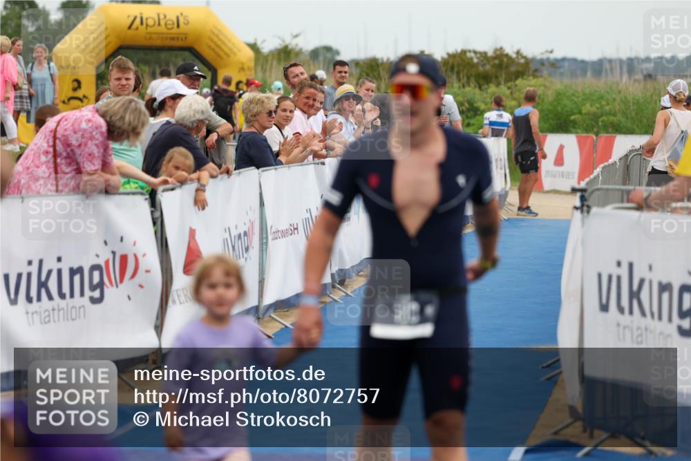 22.06.2025 - Viking Triathlon Michael Strokosch http://msf.ph/oto/8072757 22.06.2025 15:40:05 Ziel 170, 180, 248 meine-sportfotos.de