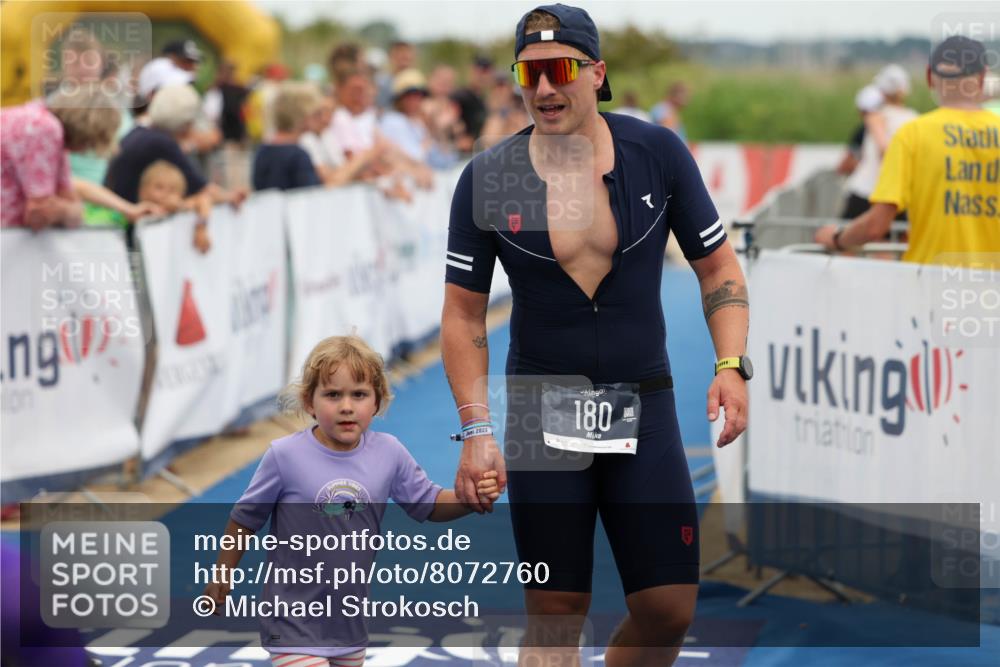 22.06.2025 - Viking Triathlon Michael Strokosch http://msf.ph/oto/8072760 22.06.2025 15:40:06 Ziel 170, 180, 248 meine-sportfotos.de