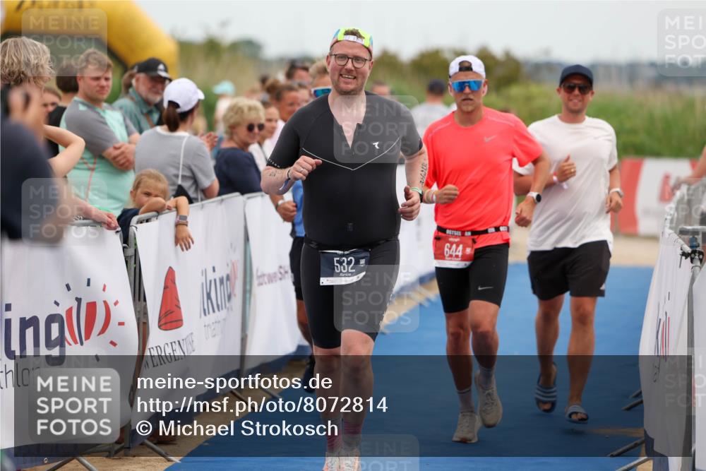22.06.2025 - Viking Triathlon Michael Strokosch http://msf.ph/oto/8072814 22.06.2025 15:40:18 Ziel 532, 644 meine-sportfotos.de