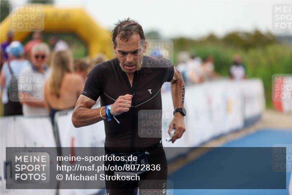 22.06.2025 - Viking Triathlon Michael Strokosch http://msf.ph/oto/8072836 22.06.2025 15:55:49 Ziel 222 meine-sportfotos.de