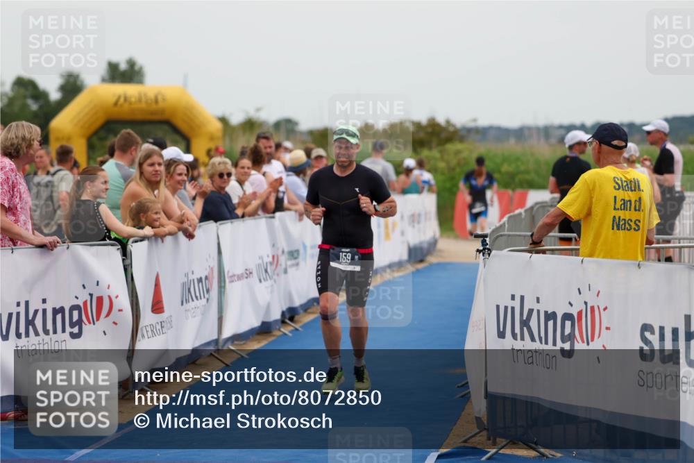 22.06.2025 - Viking Triathlon Michael Strokosch http://msf.ph/oto/8072850 22.06.2025 15:40:44 Ziel 159, 437 meine-sportfotos.de